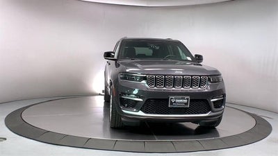 2022 Jeep Grand Cherokee Summit