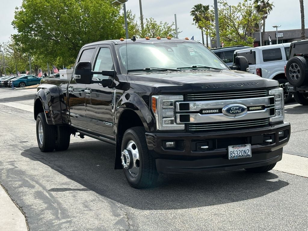 2019 Ford Super Duty F-350 DRW Limited