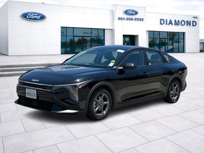 2025 Kia K4 LXS