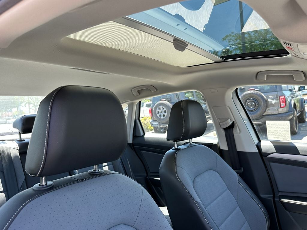 2025 Volkswagen Jetta 1.5T SE