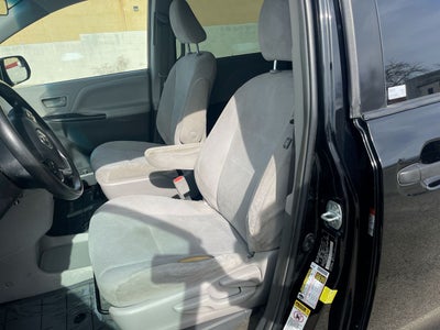 2017 Toyota Sienna L 7-Passenger