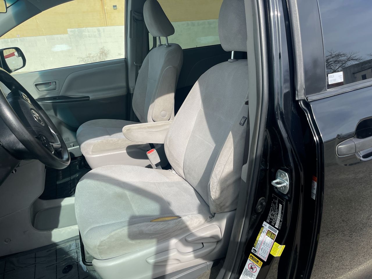 2017 Toyota Sienna L 7-Passenger