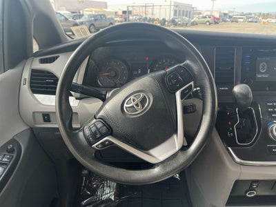2017 Toyota Sienna L 7-Passenger