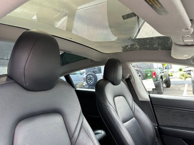 2019 Tesla Model 3 Standard Range Plus