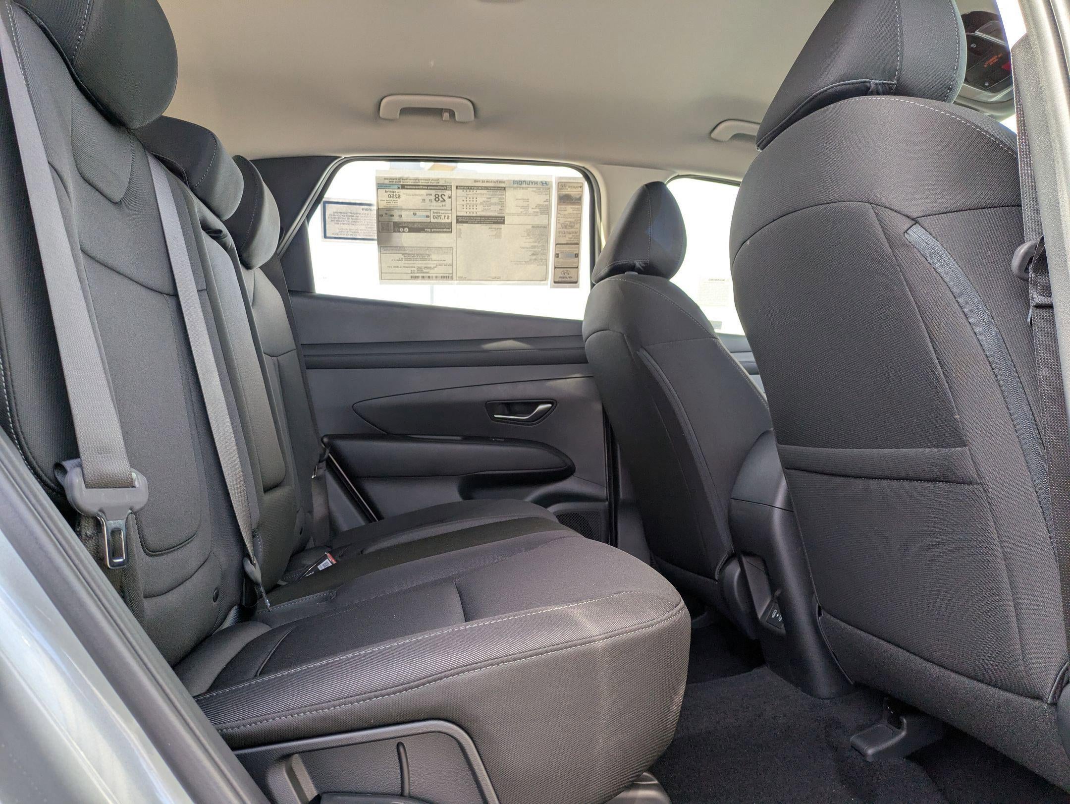 2026 Hyundai TUCSON SE FWD