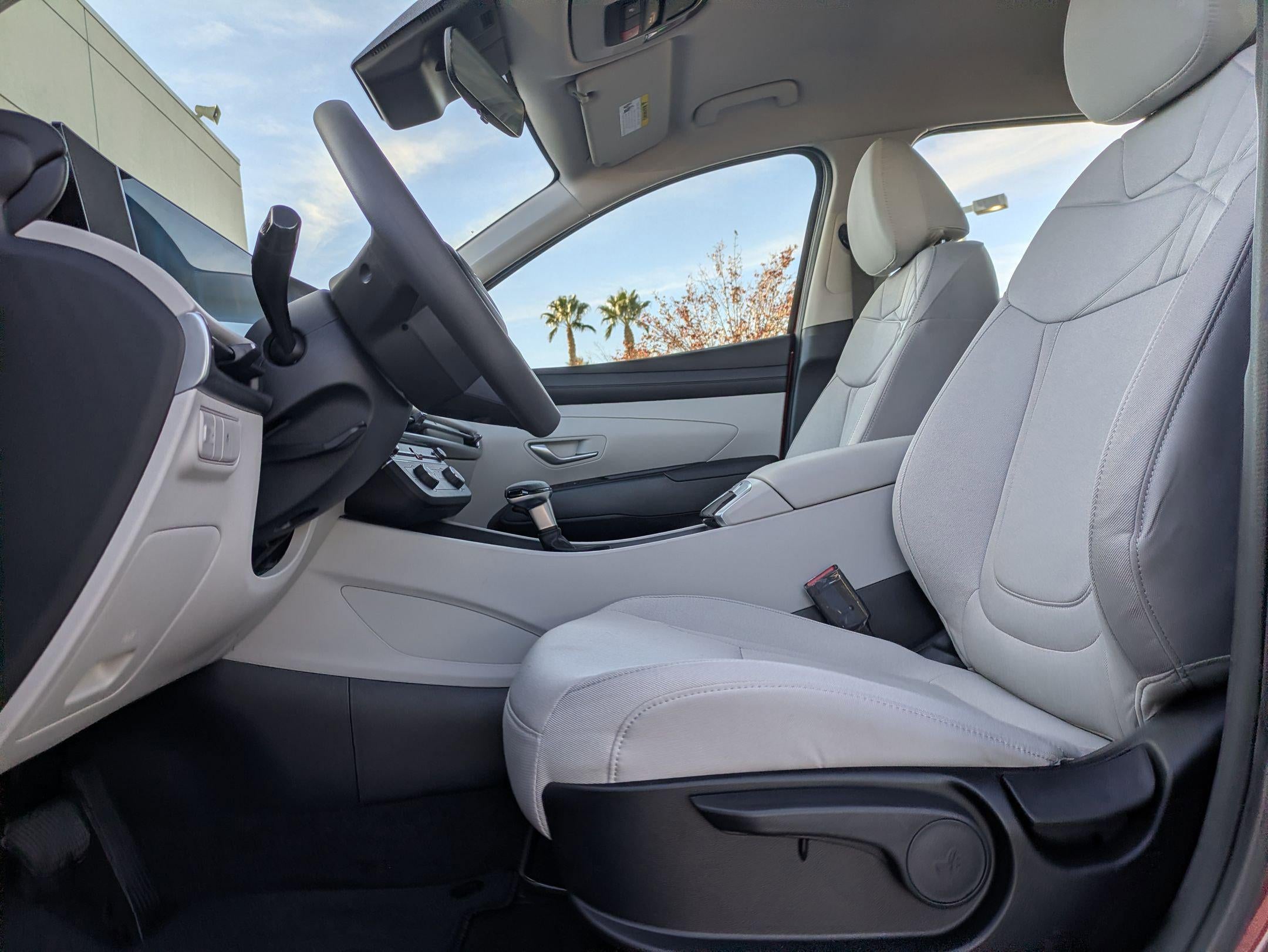 2026 Hyundai TUCSON SE FWD