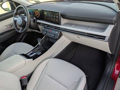 2026 Hyundai TUCSON SE FWD