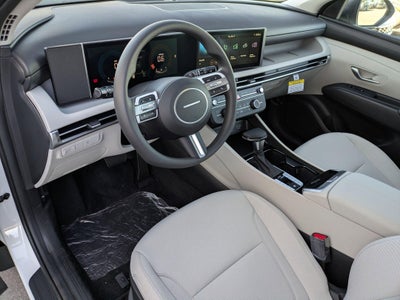 2026 Hyundai TUCSON SE FWD