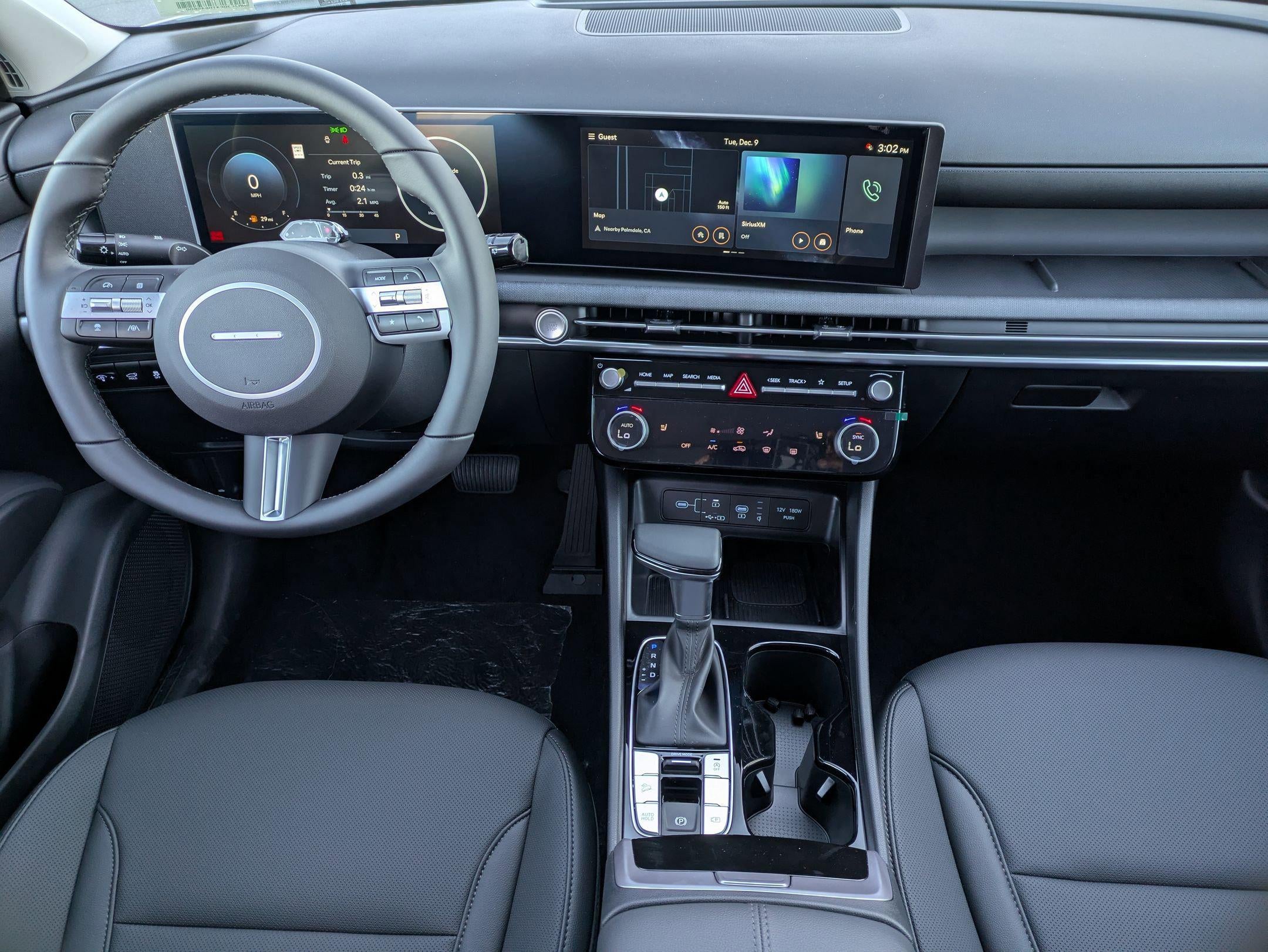 2026 Hyundai TUCSON SEL Premium FWD