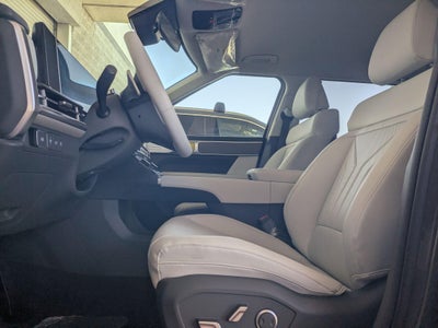 2025 Hyundai SANTA FE SEL FWD