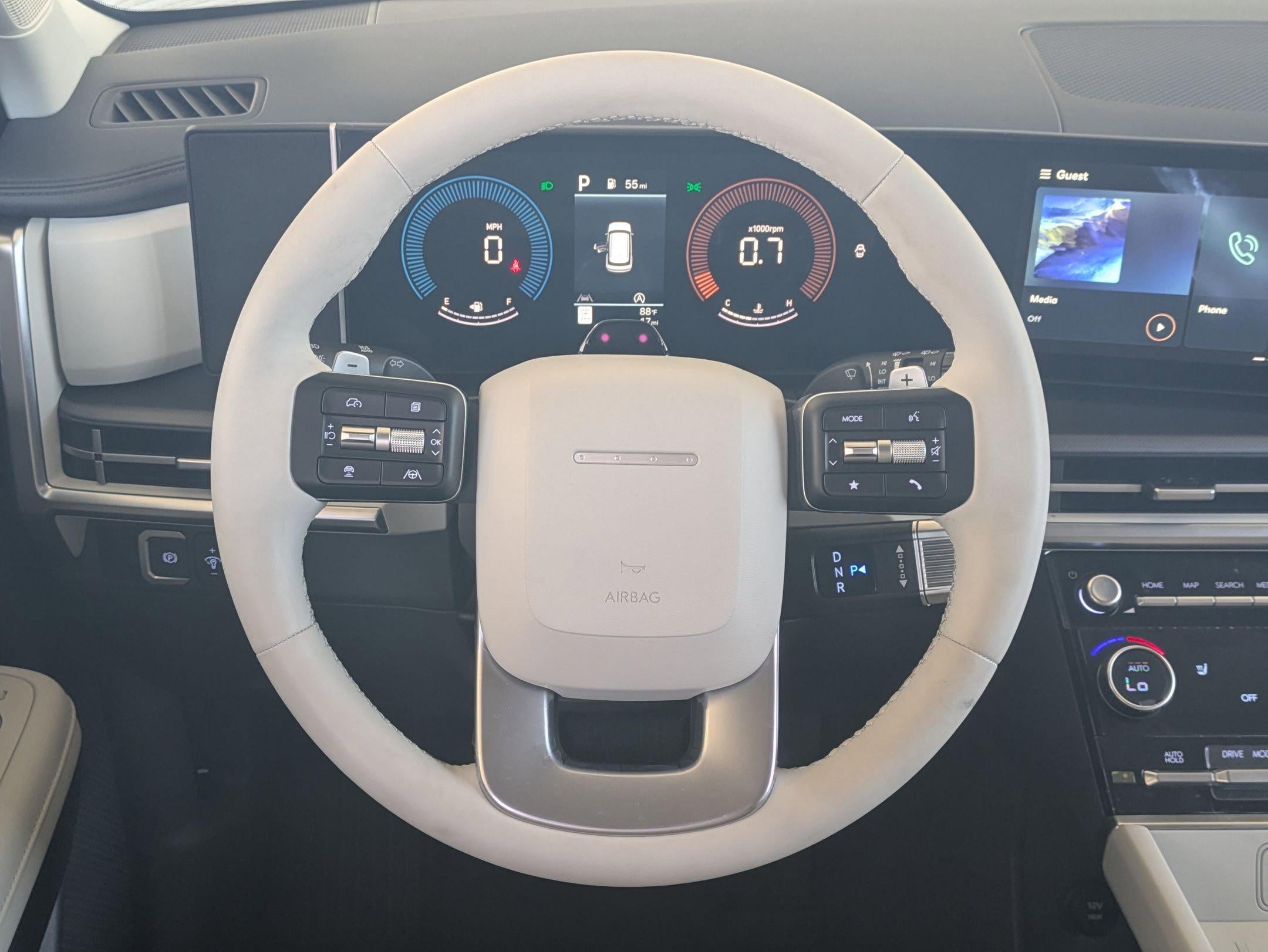 2025 Hyundai SANTA FE SEL FWD