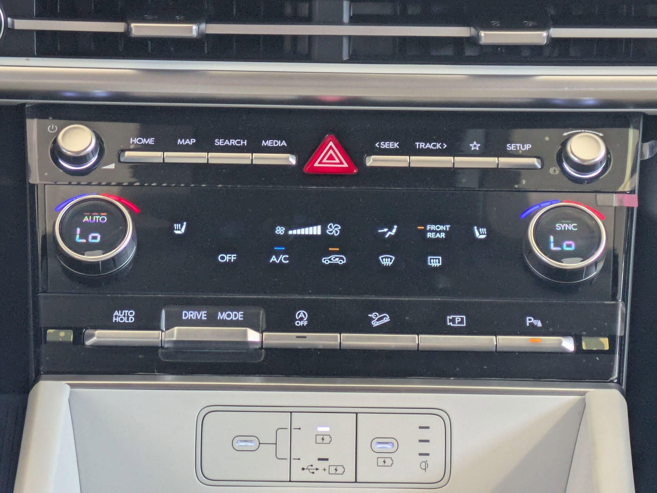 2025 Hyundai SANTA FE SEL FWD