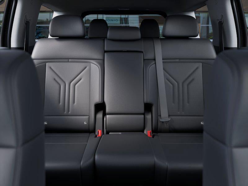 2025 Hyundai SANTA FE SEL FWD