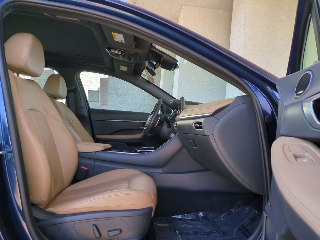2021 Hyundai SONATA Limited