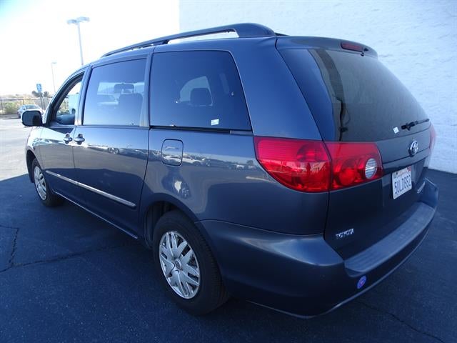 2006 Toyota Sienna CE 8 Passenger