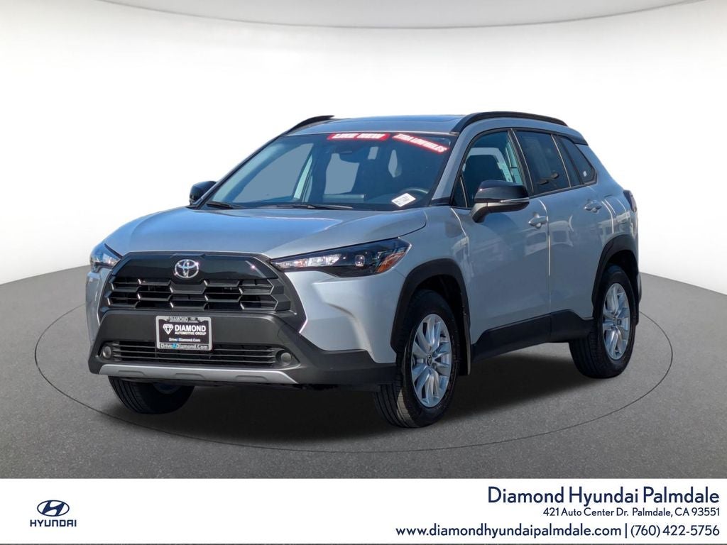 2026 Toyota Corolla Cross LE