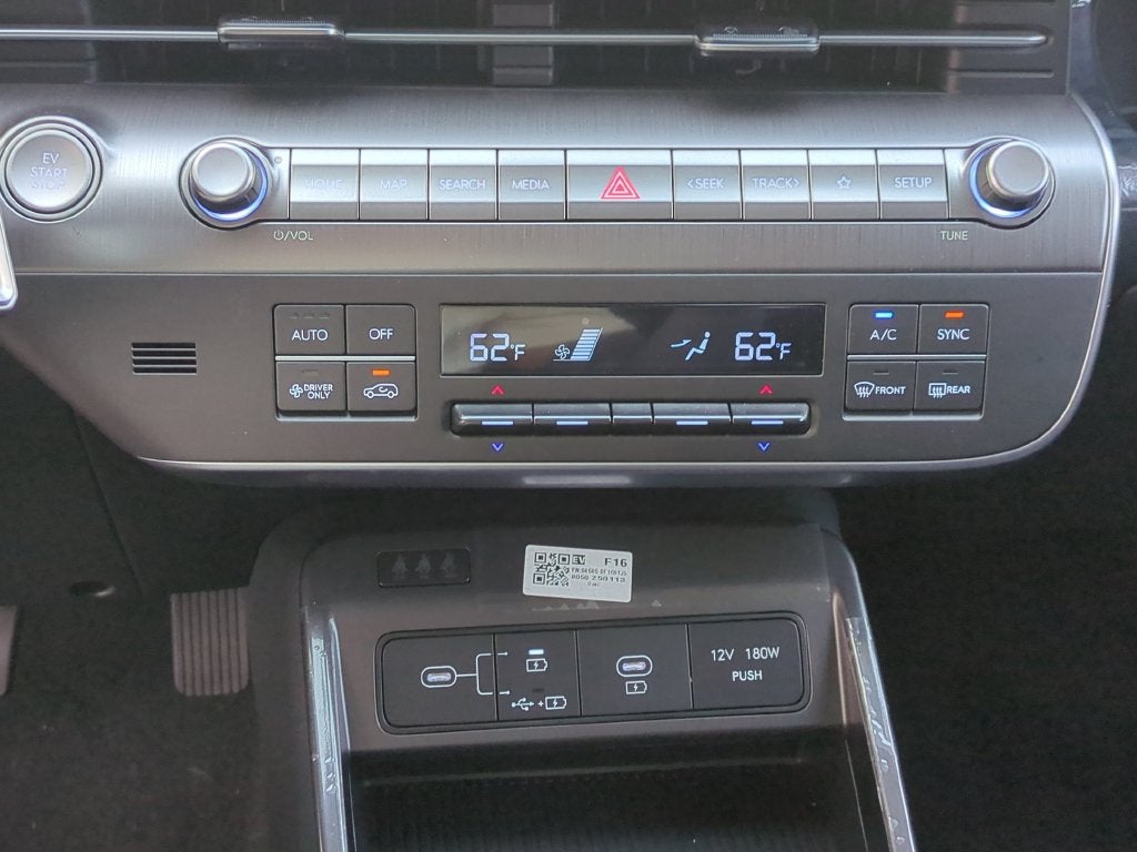 2025 Hyundai KONA ELECTRIC SEL