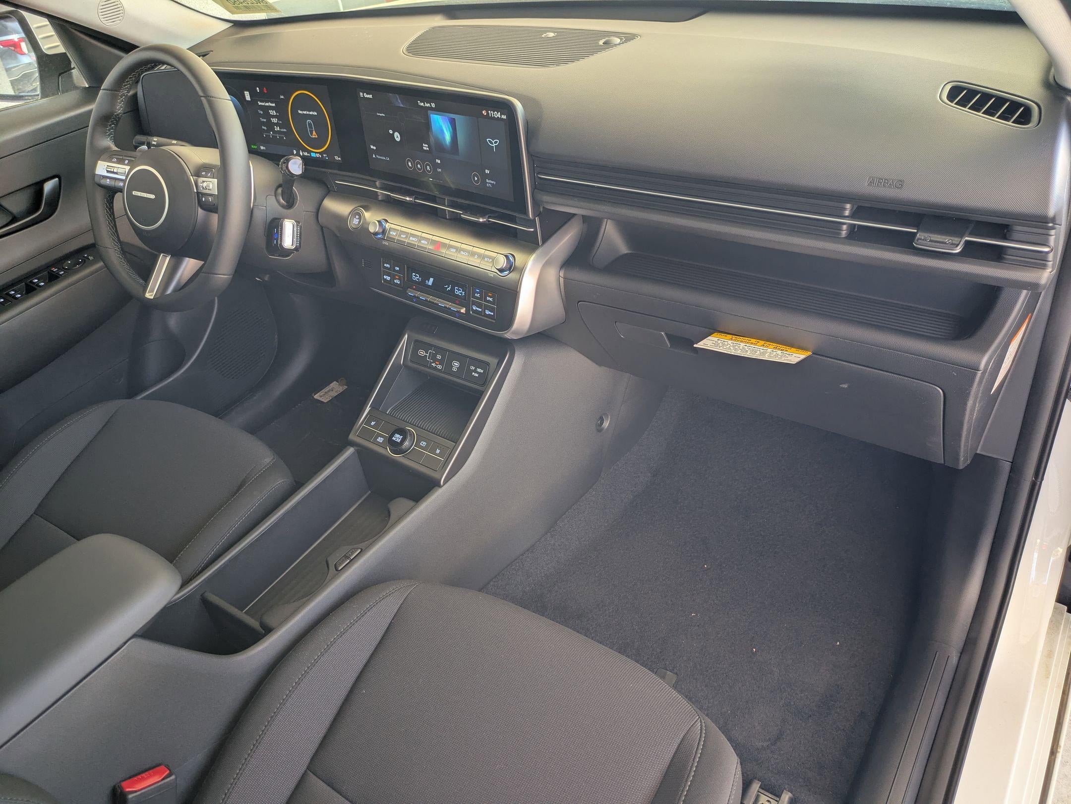 2025 Hyundai KONA ELECTRIC SEL