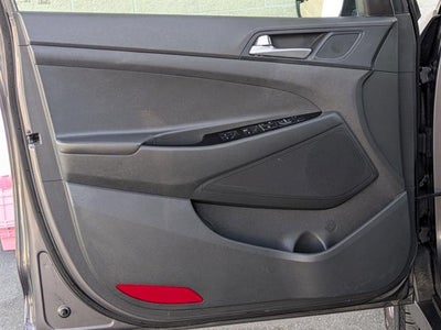 2021 Hyundai TUCSON SE