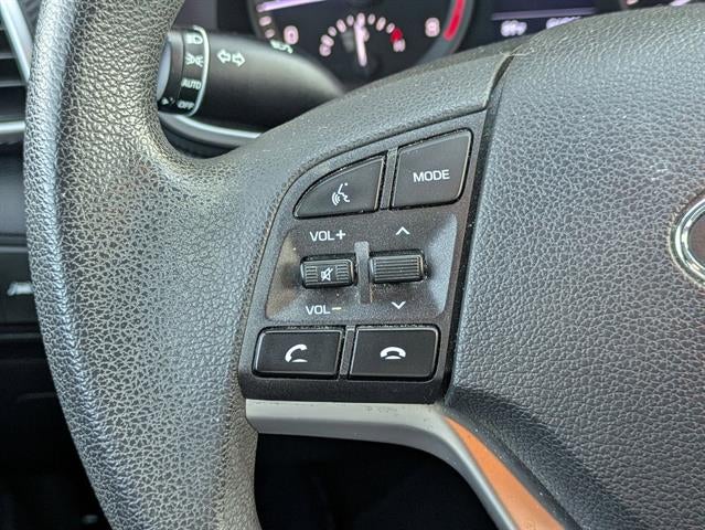 2021 Hyundai TUCSON SE