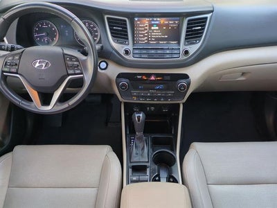 2017 Hyundai TUCSON SE Plus