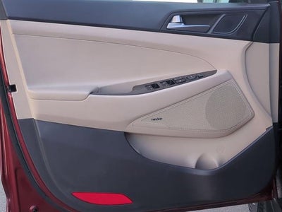 2017 Hyundai TUCSON SE Plus