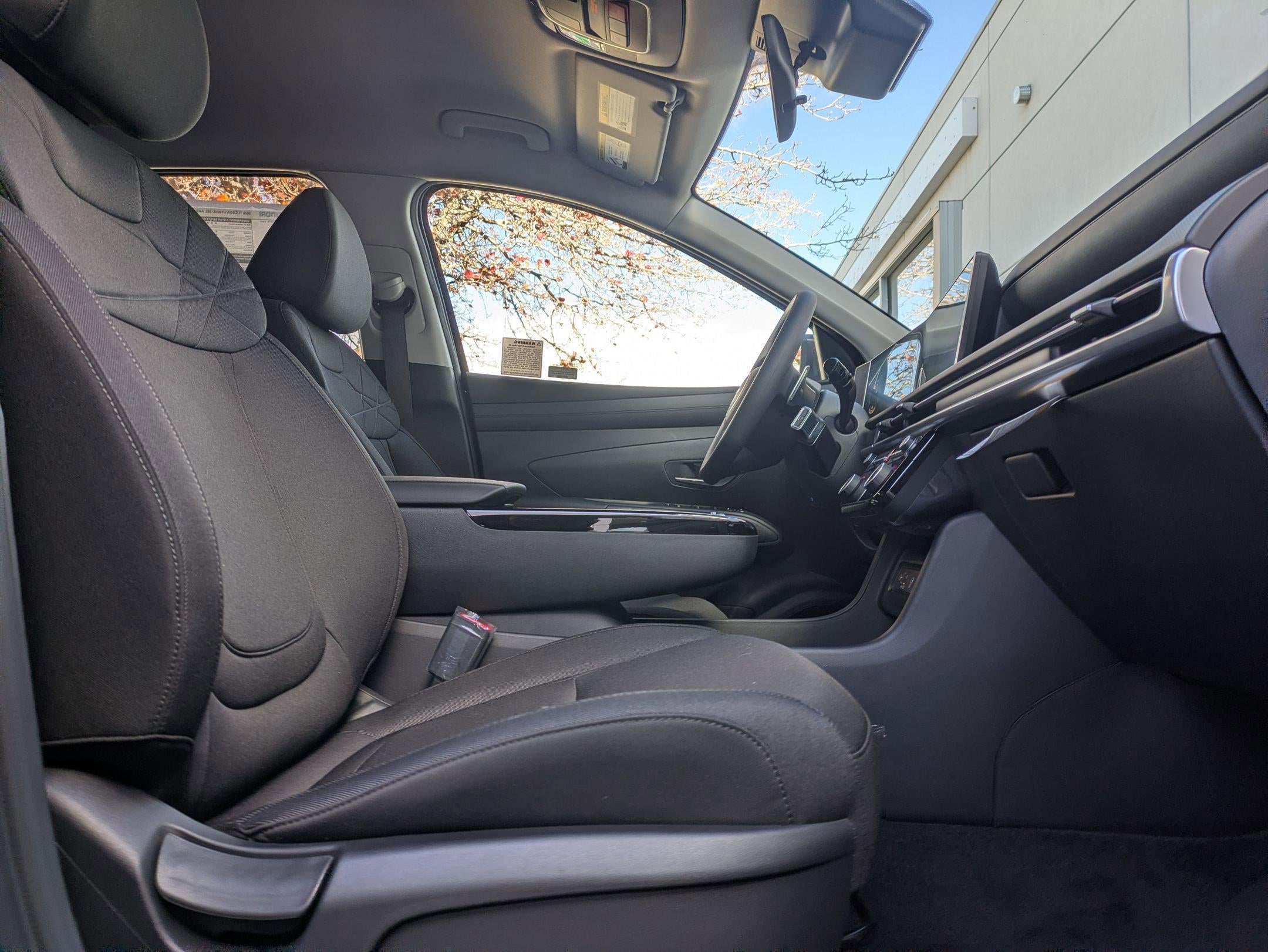 2026 Hyundai TUCSON HYBRID SEL AWD