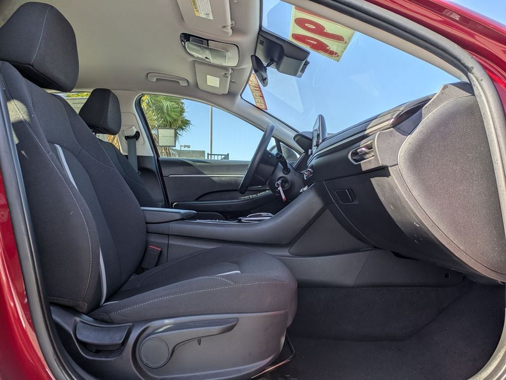 2023 Hyundai SONATA SE