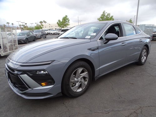 2025 Hyundai SONATA SE