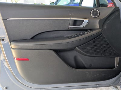 2025 Hyundai SONATA SE