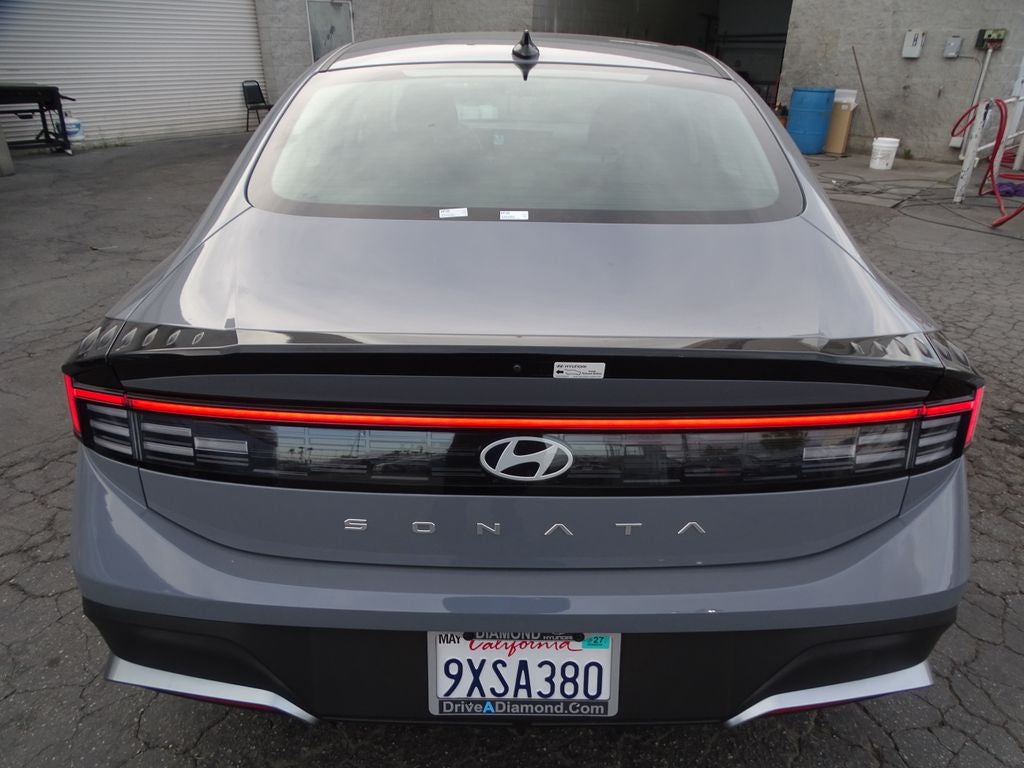 2025 Hyundai SONATA SE