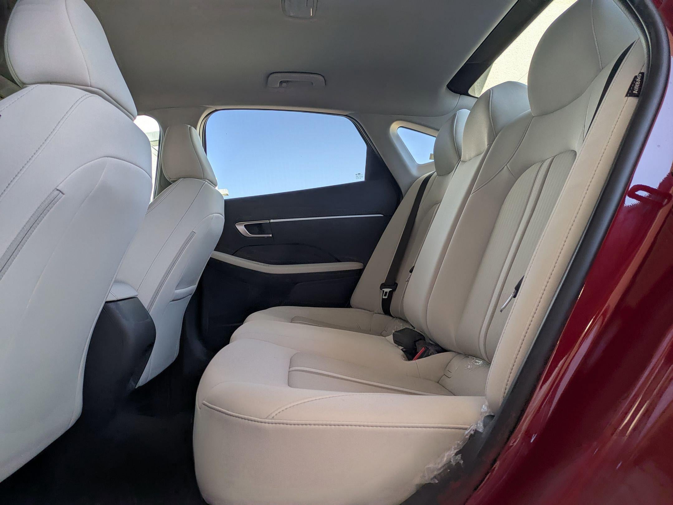 2025 Hyundai SONATA SE