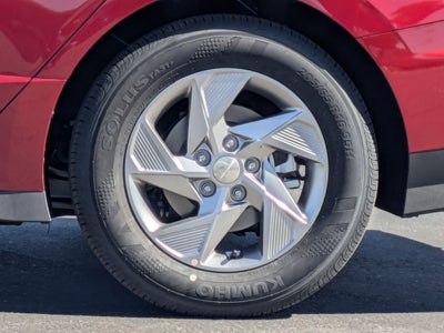 2025 Hyundai SONATA SE