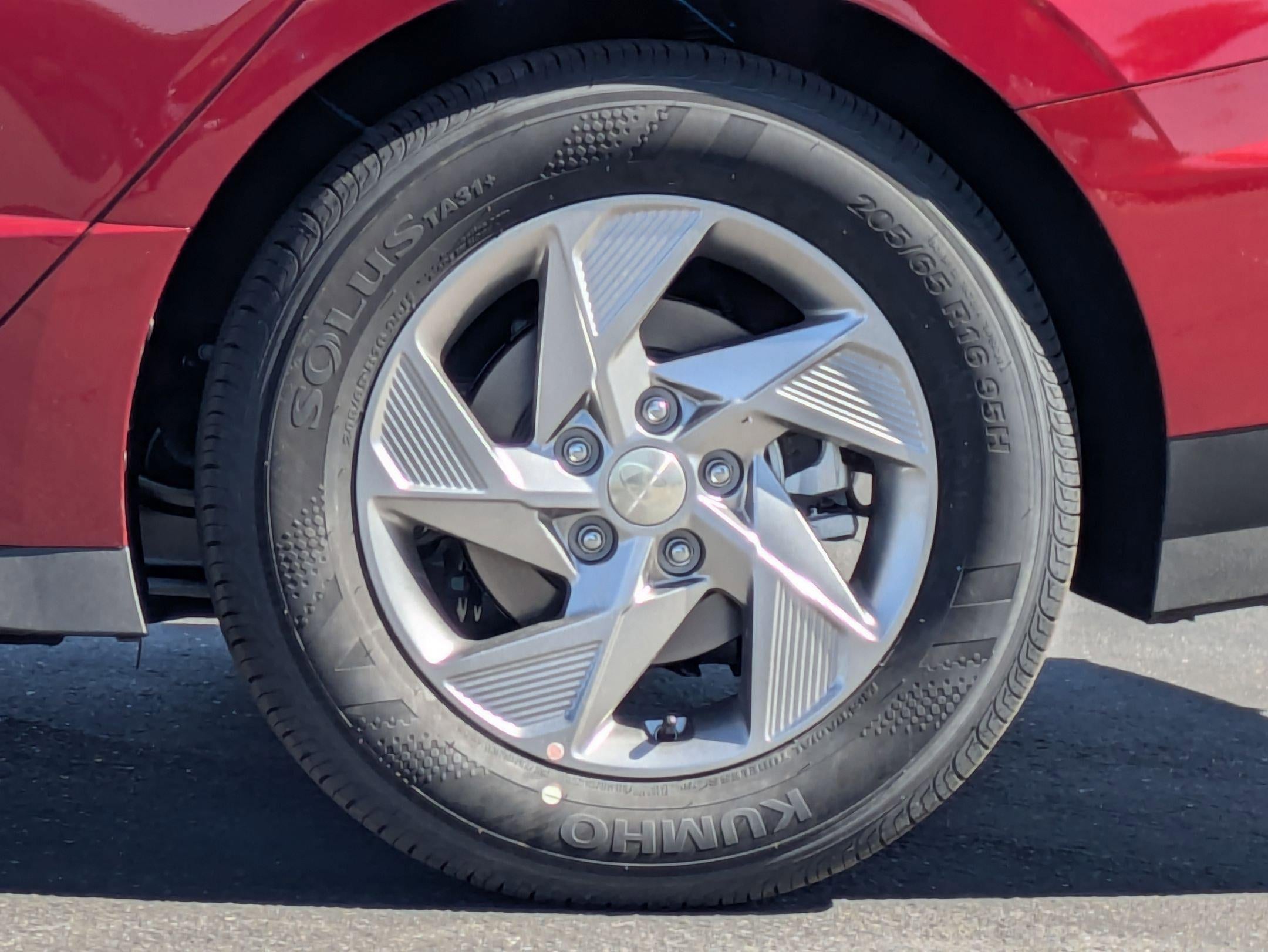 2025 Hyundai SONATA SE