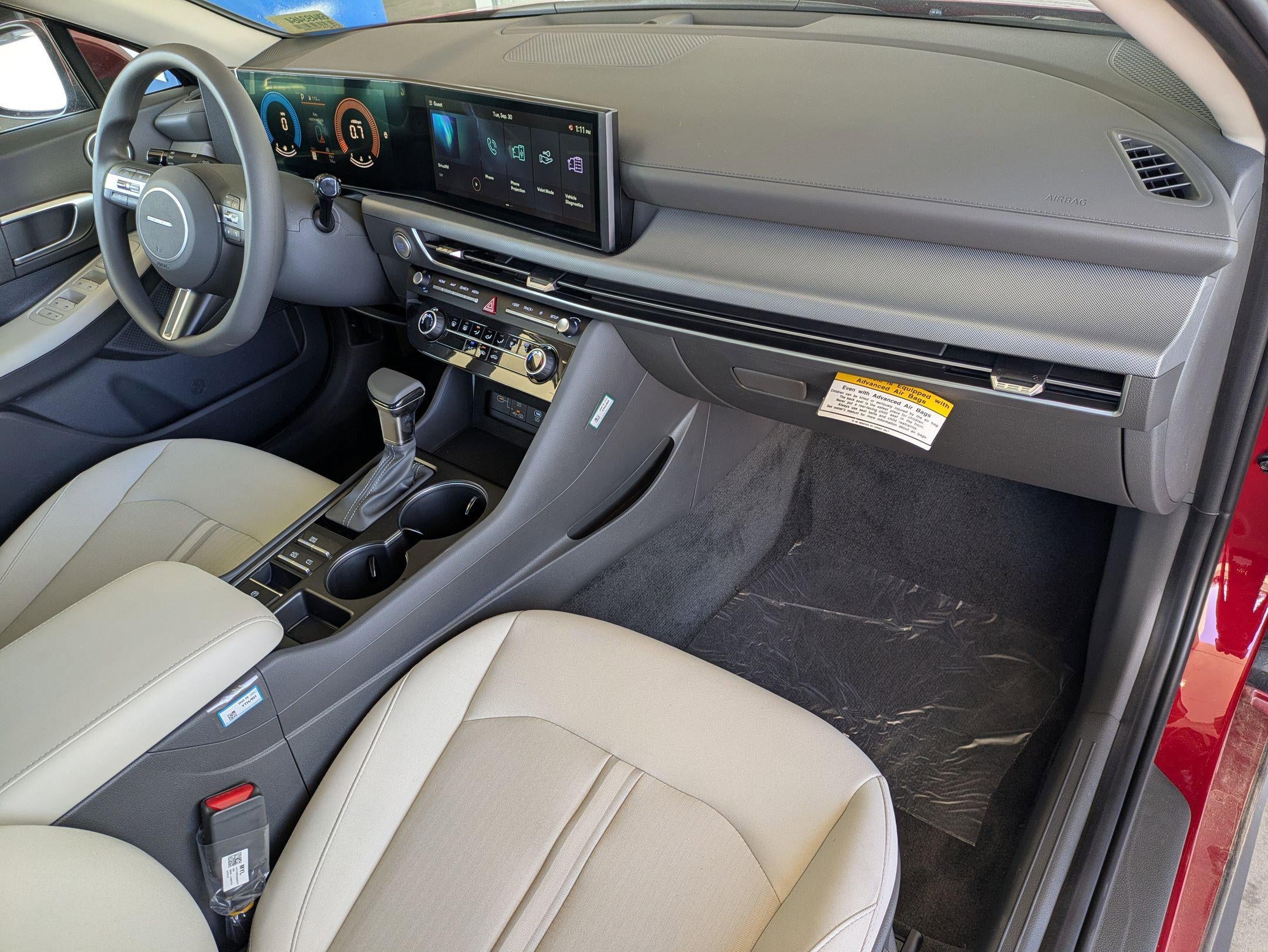 2025 Hyundai SONATA SE