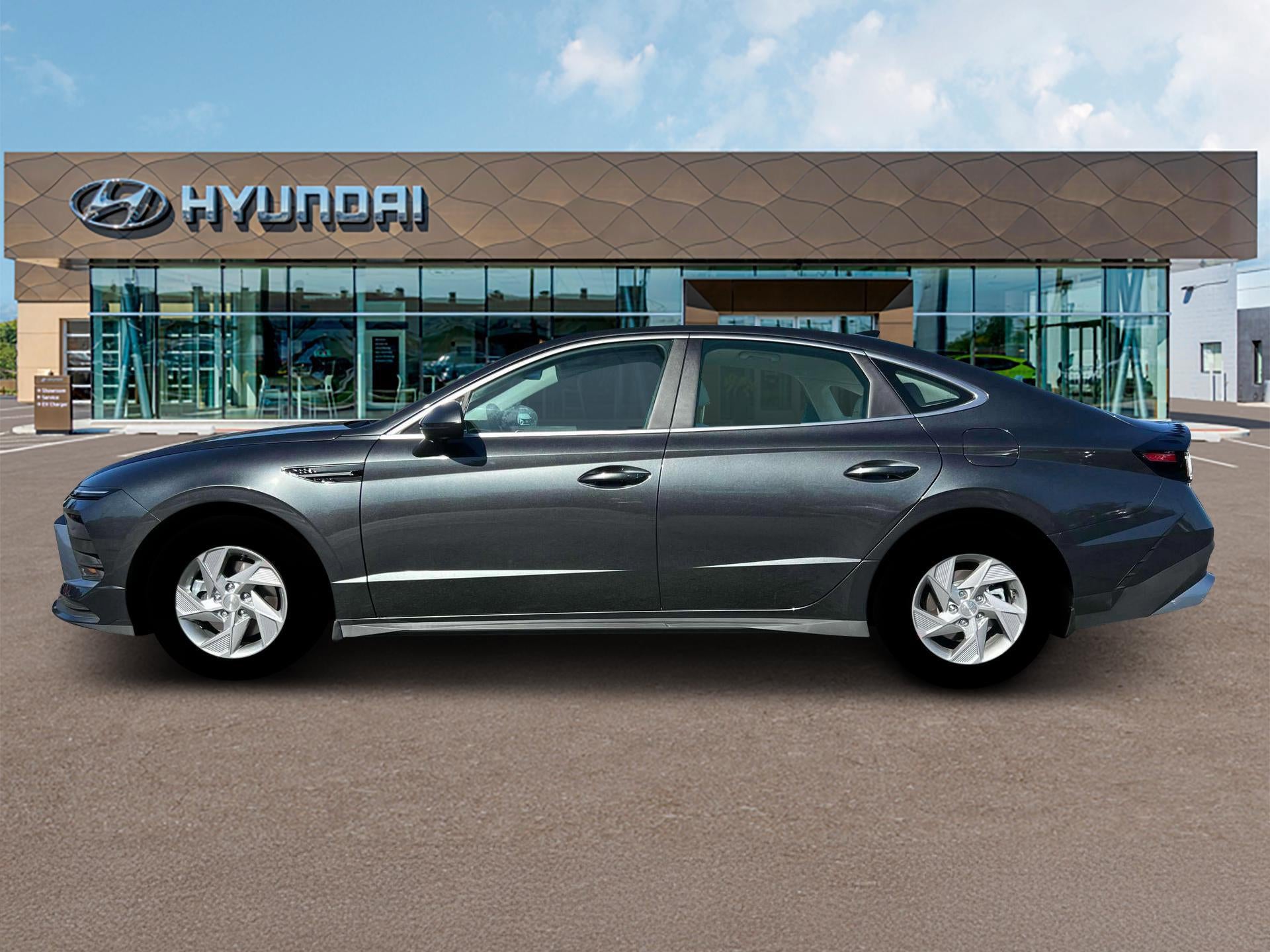 2025 Hyundai SONATA SE