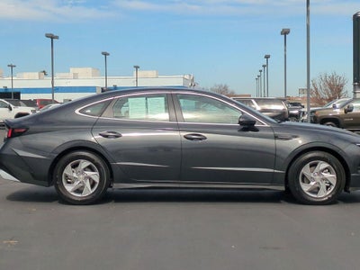 2025 Hyundai SONATA SE