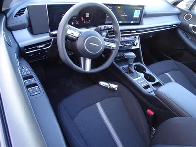 2025 Hyundai SONATA SE