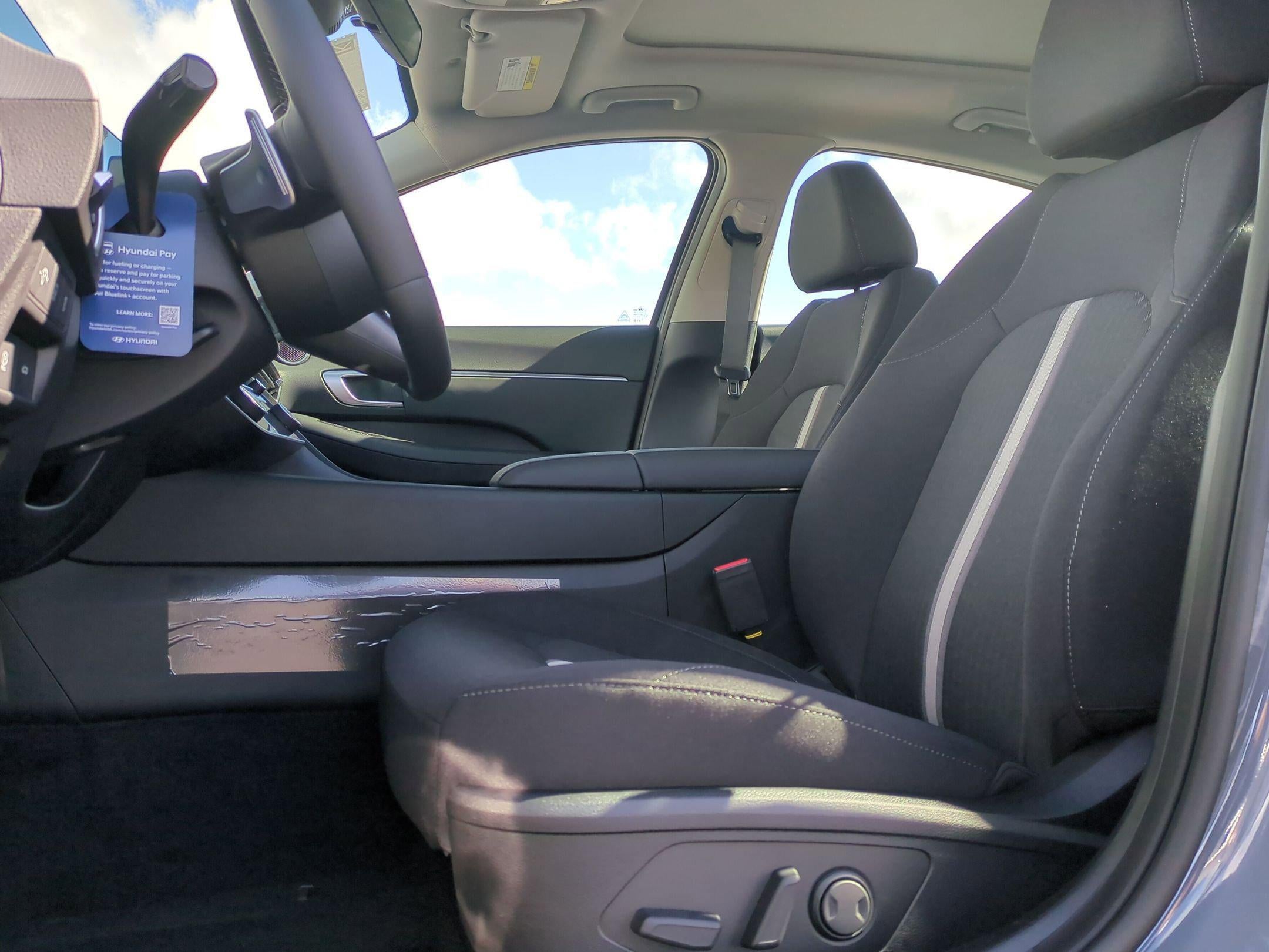 2026 Hyundai SONATA HYBRID SEL