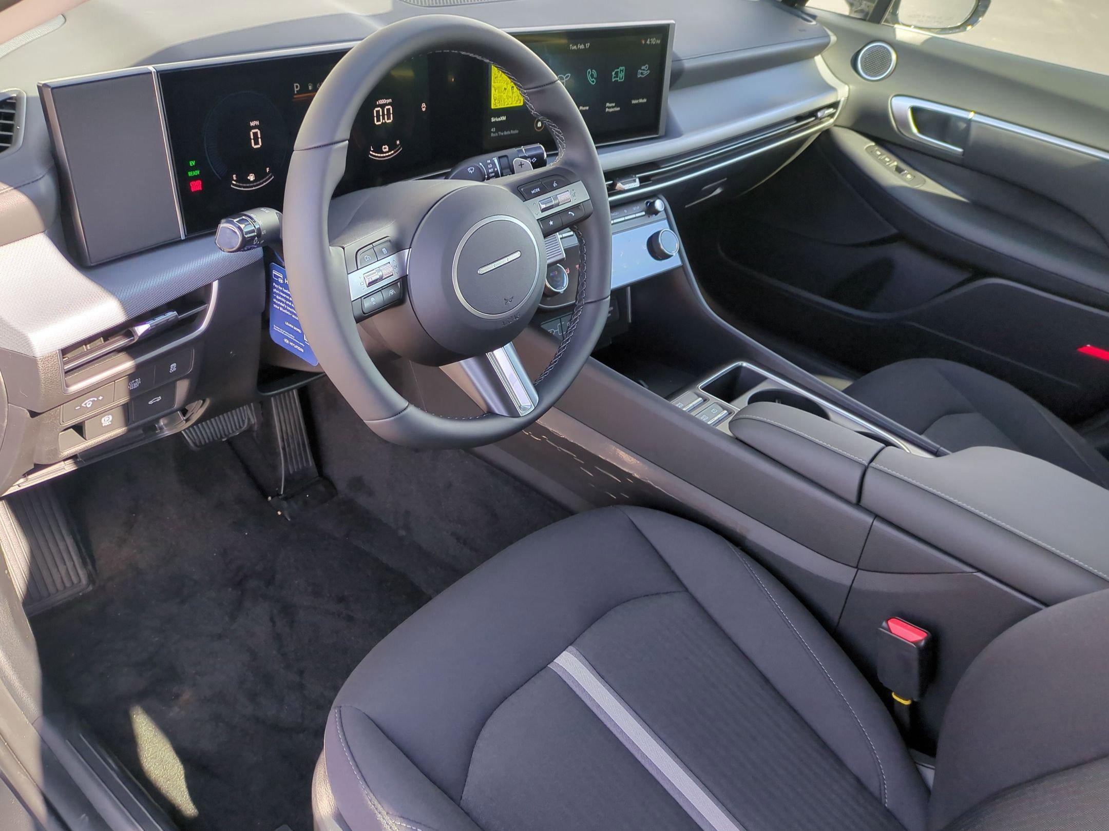 2026 Hyundai SONATA HYBRID SEL