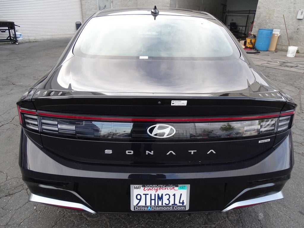2025 Hyundai SONATA HYBRID SEL