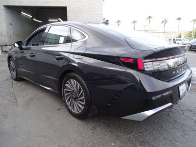 2025 Hyundai SONATA HYBRID SEL