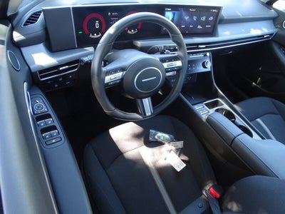 2025 Hyundai SONATA HYBRID SEL