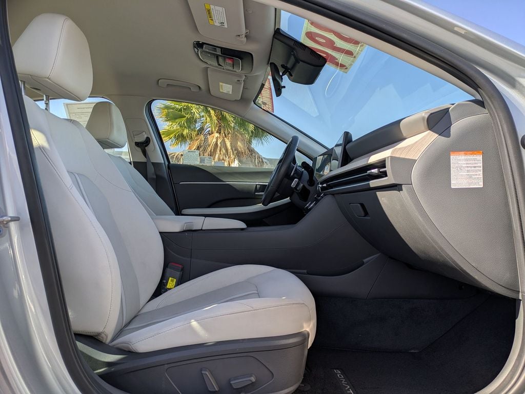 2025 Hyundai SONATA HYBRID SEL
