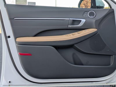 2026 Hyundai SONATA HYBRID Limited