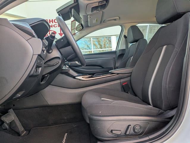 2022 Hyundai SONATA SEL