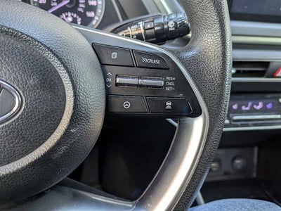2022 Hyundai SONATA SEL