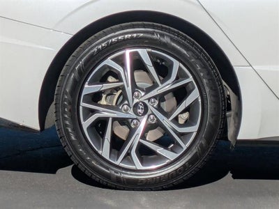 2022 Hyundai SONATA SEL