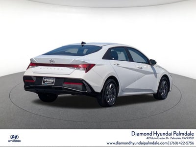 2024 Hyundai ELANTRA SEL