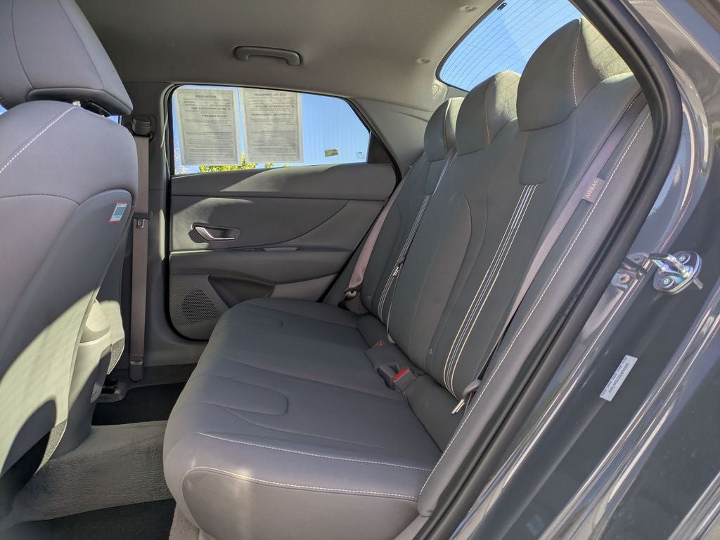 2025 Hyundai ELANTRA SEL Sport